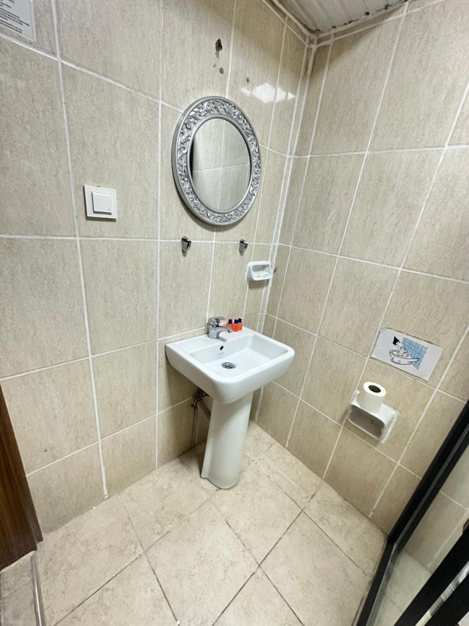 Amore Hotel Istanbul Exteriör bild
