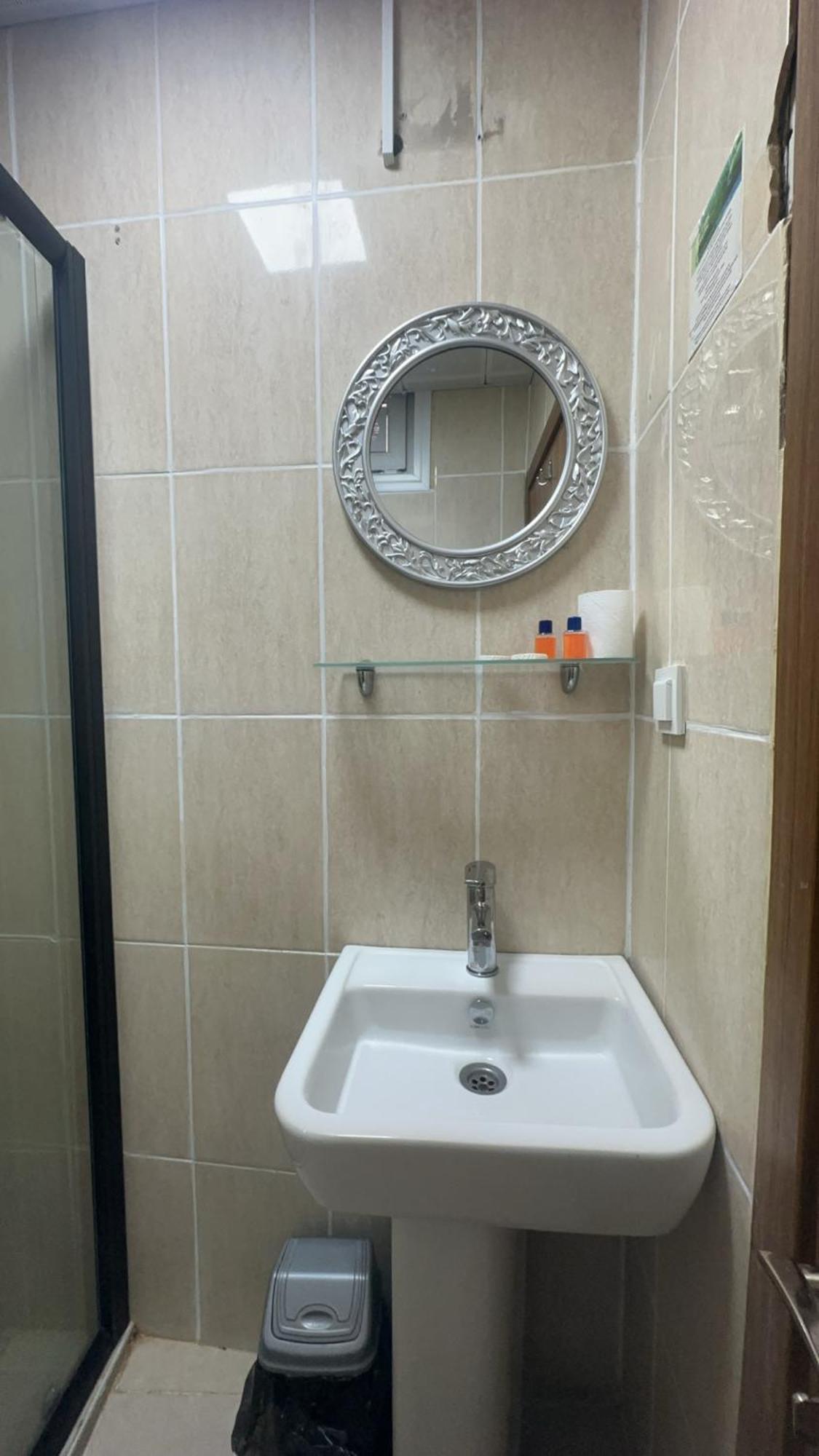 Amore Hotel Istanbul Exteriör bild